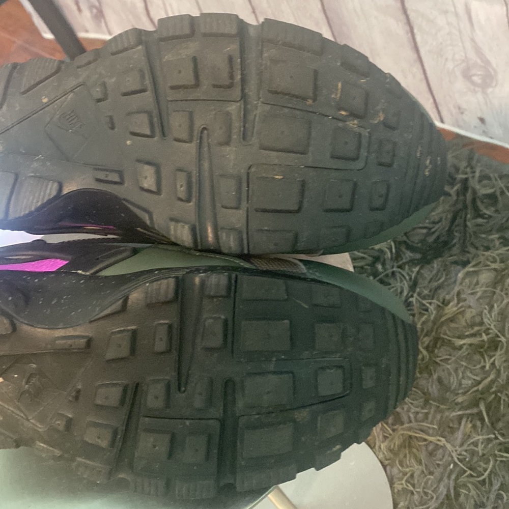 NIKE AIR HUARACHE RUNS SU RIVER BRIGHT CACTUS BLACK GRAY PURPLE SNEAKERS - Picture 8 of 12